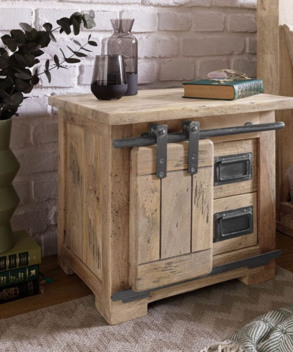 Angled View of Tabletop & Frame