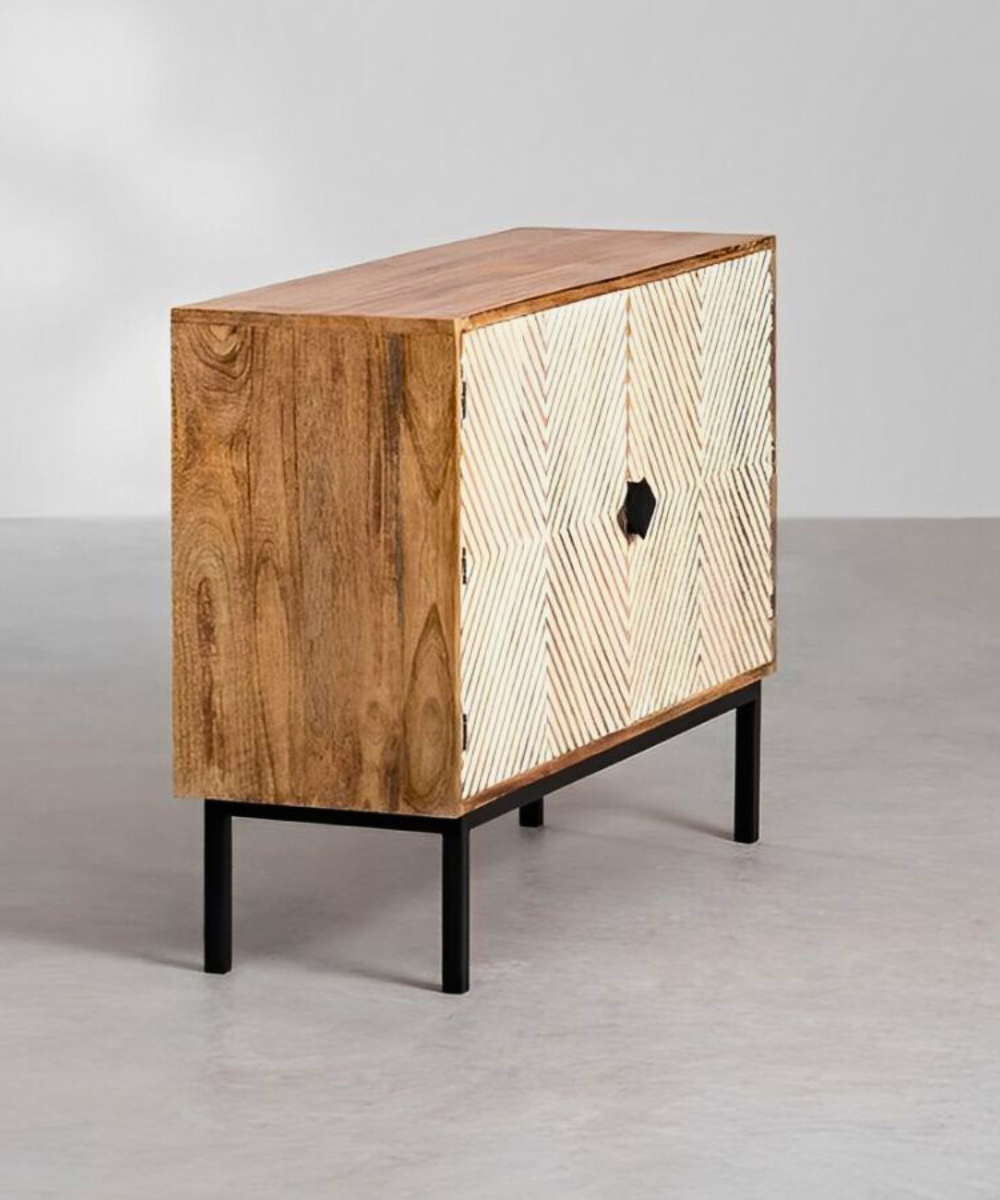 Close-up of the geometric pattern and wood grain