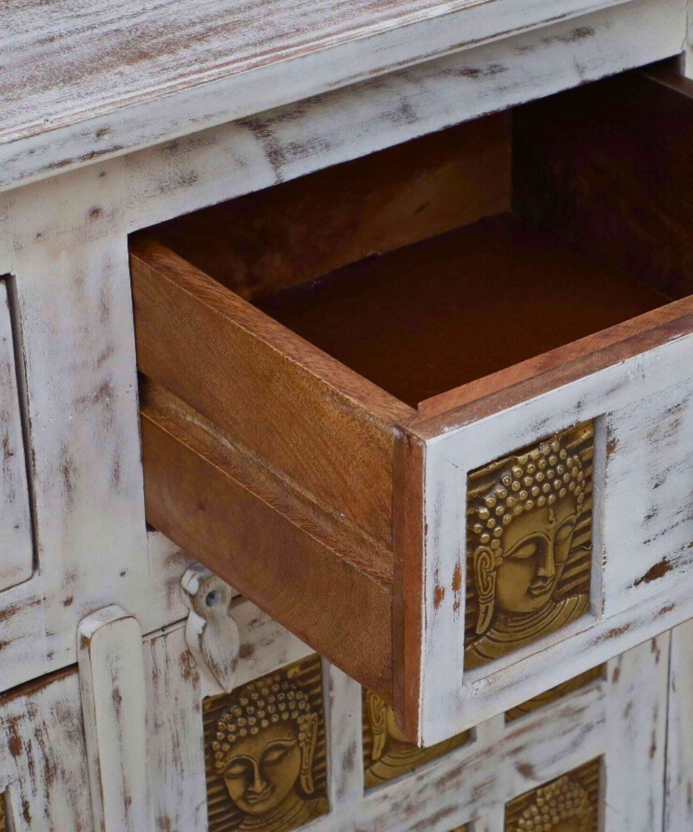 Rustic Sideboard in Dining Area – Perfect for Organizing Essentials