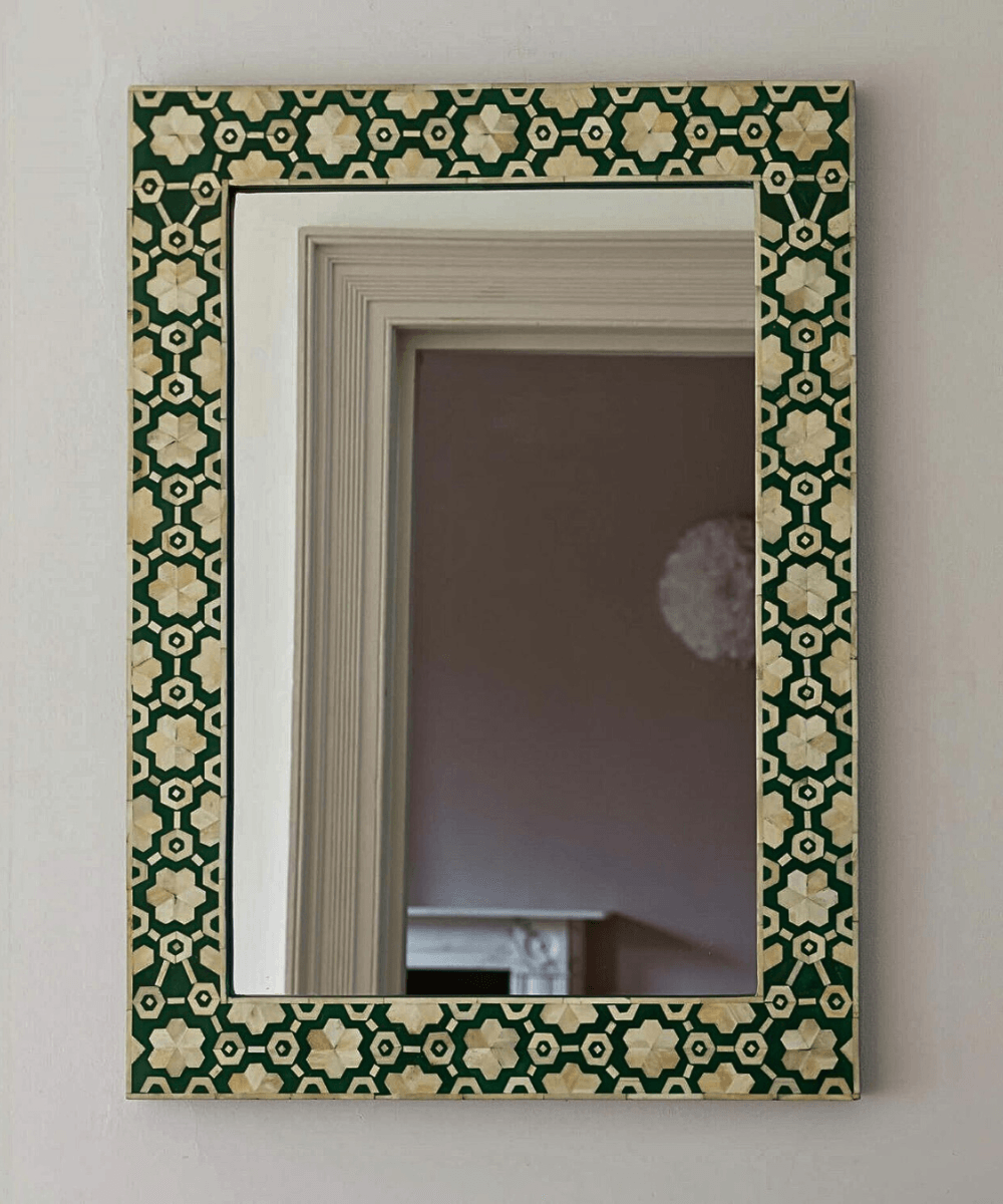 Niktan Export Bone Inlay Mirror Frame Exquisite Handcrafted Floral Mirror - NikTan Export
Jade Green Floral Bone Inlay Mirror – Full Front View