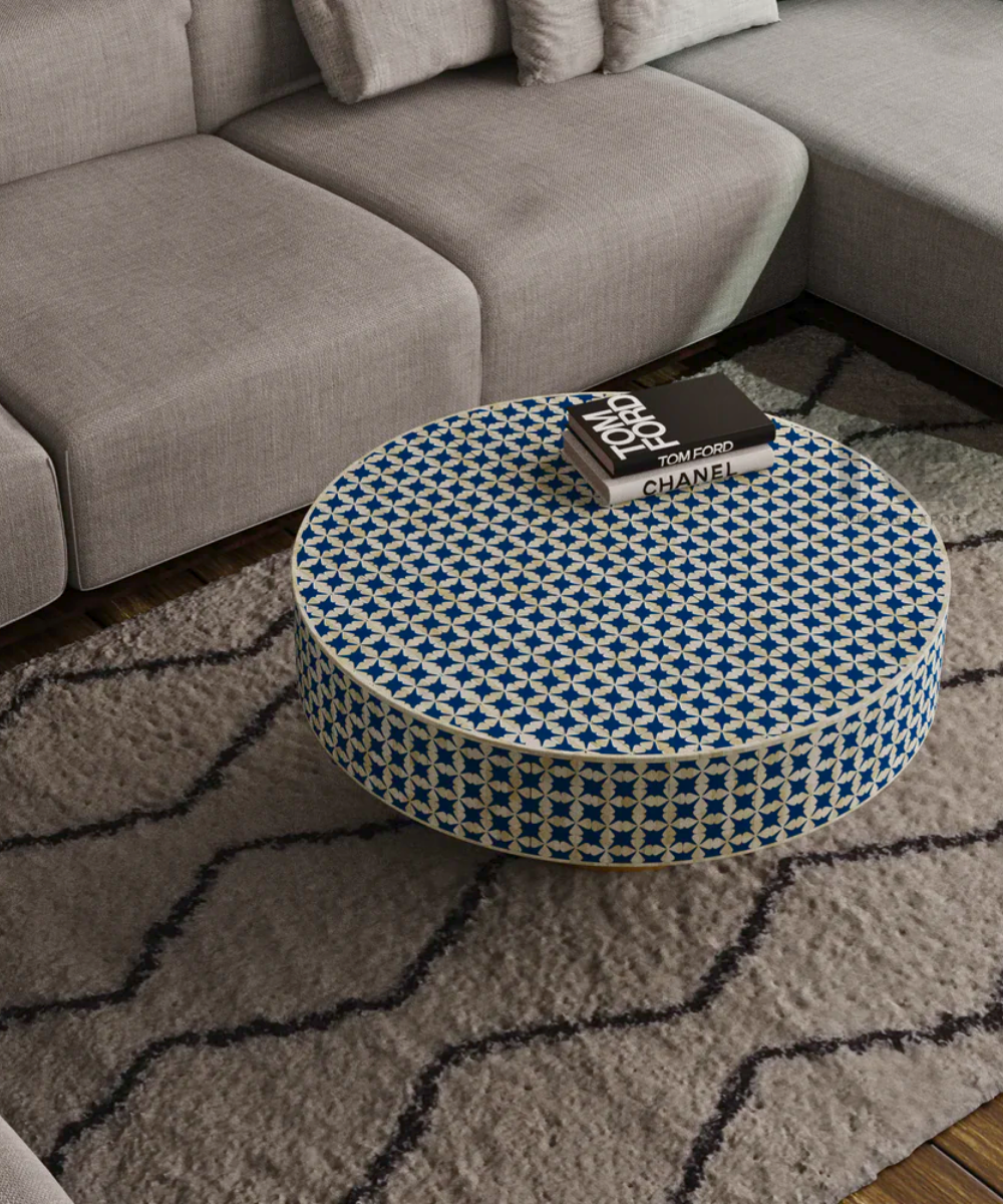 Top angle of indigo inlay pattern