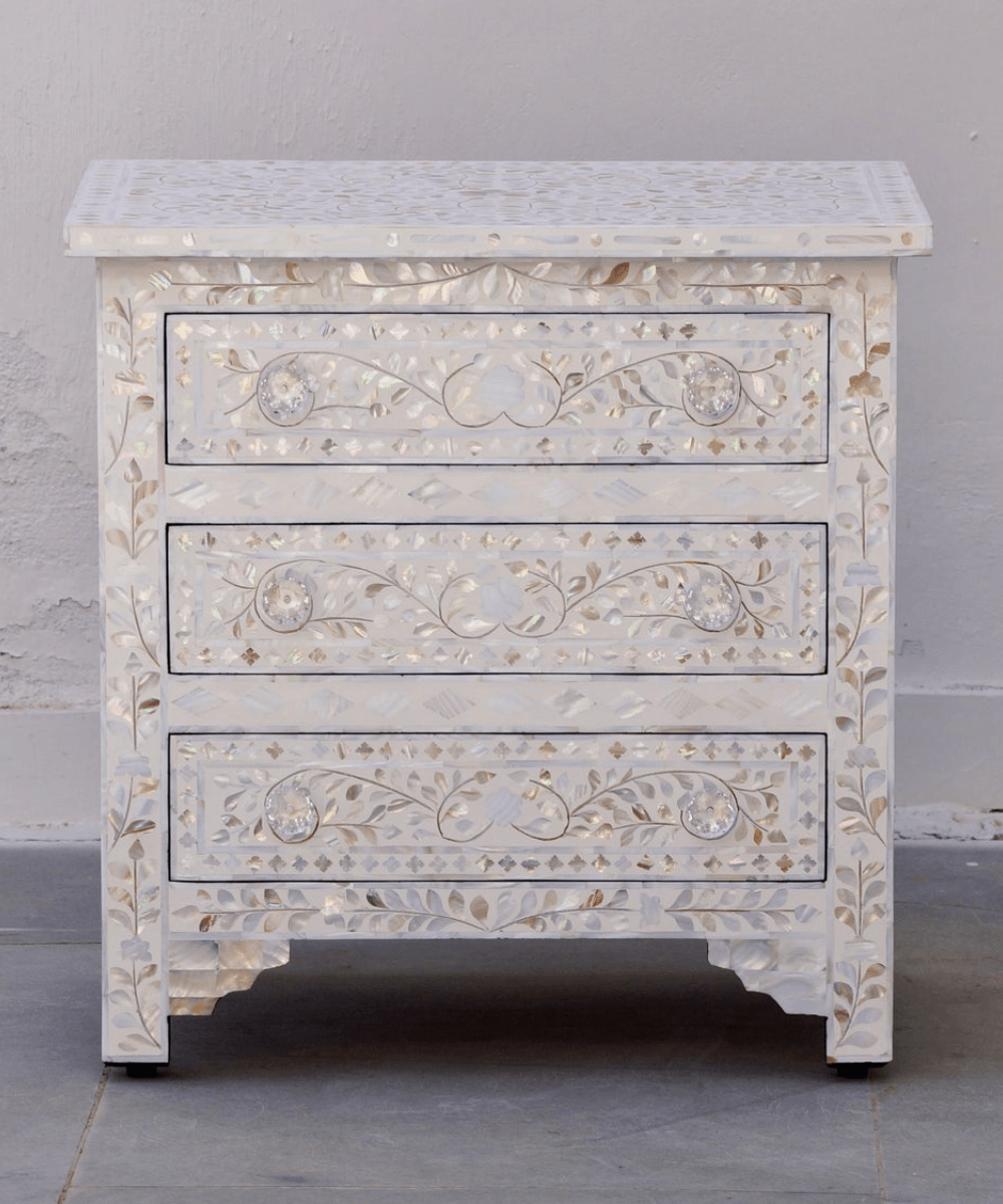 Niktan Export Elegant Mother of Pearl Bedside Table with Floral Accents - NikTan Export
Large Mother of Pearl Bedside Table – Front View