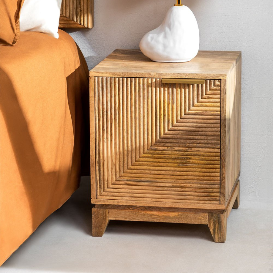 Handcarving Mango Wood Bedside Table - NikTan Export