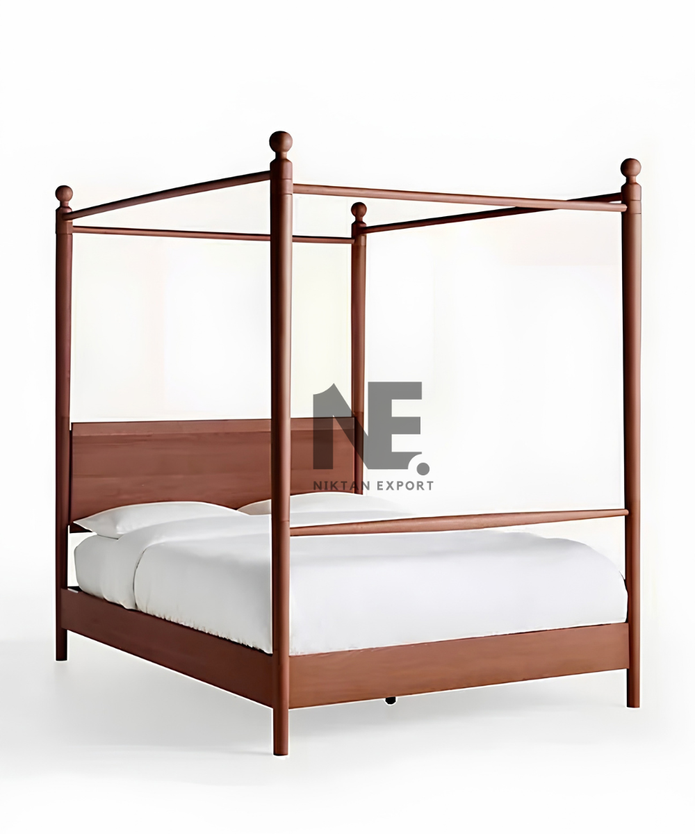 Light oak four poster bed with white bedding