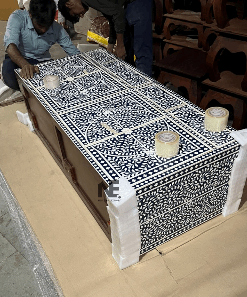 Dark blue resin and bone pattern close-up