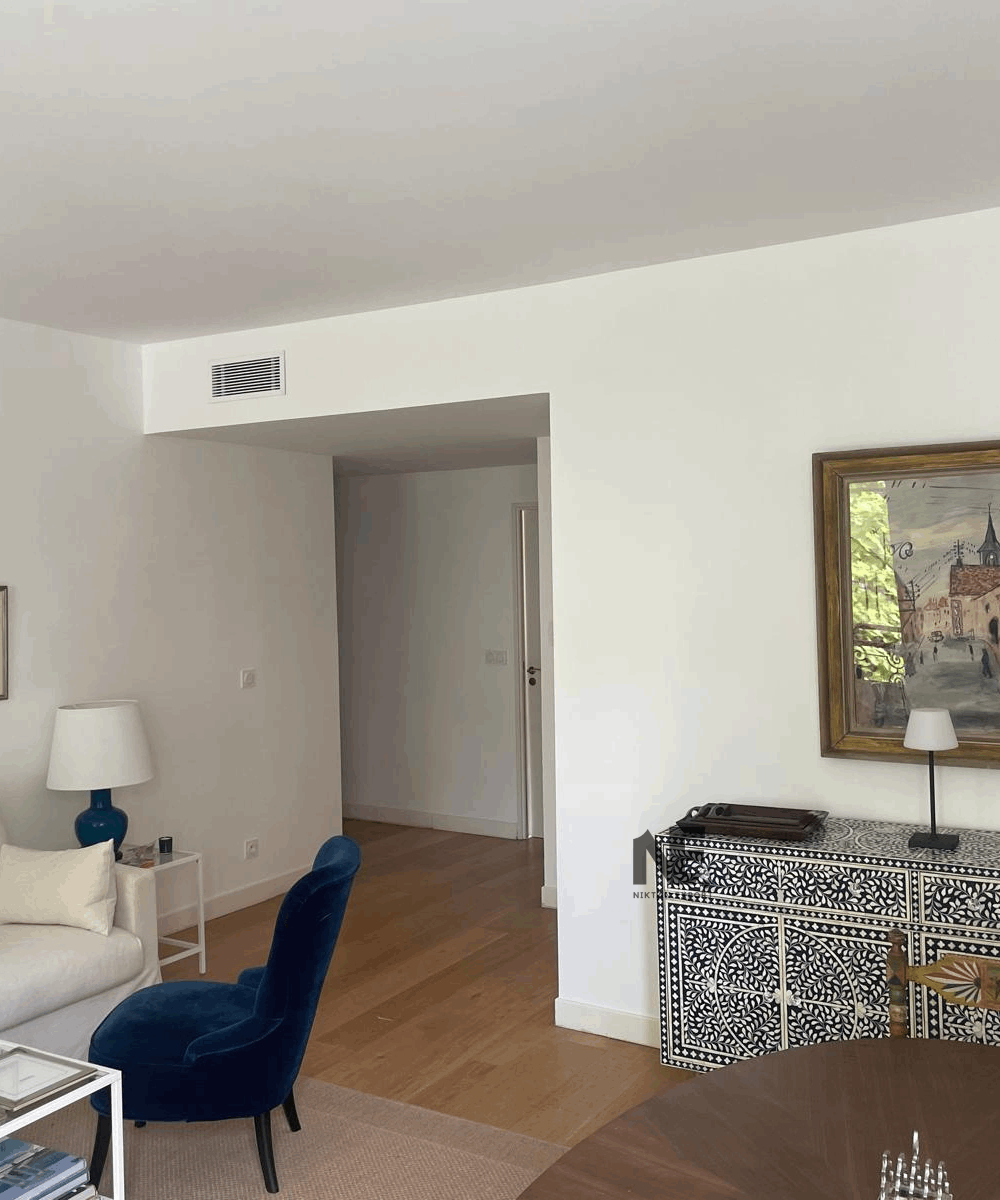 Room setup with the sideboard in hallway decor