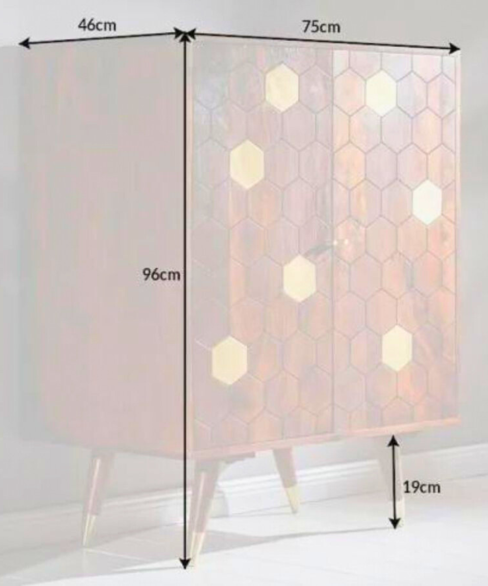 Close-up of gold honeycomb pattern adding luxury appeal