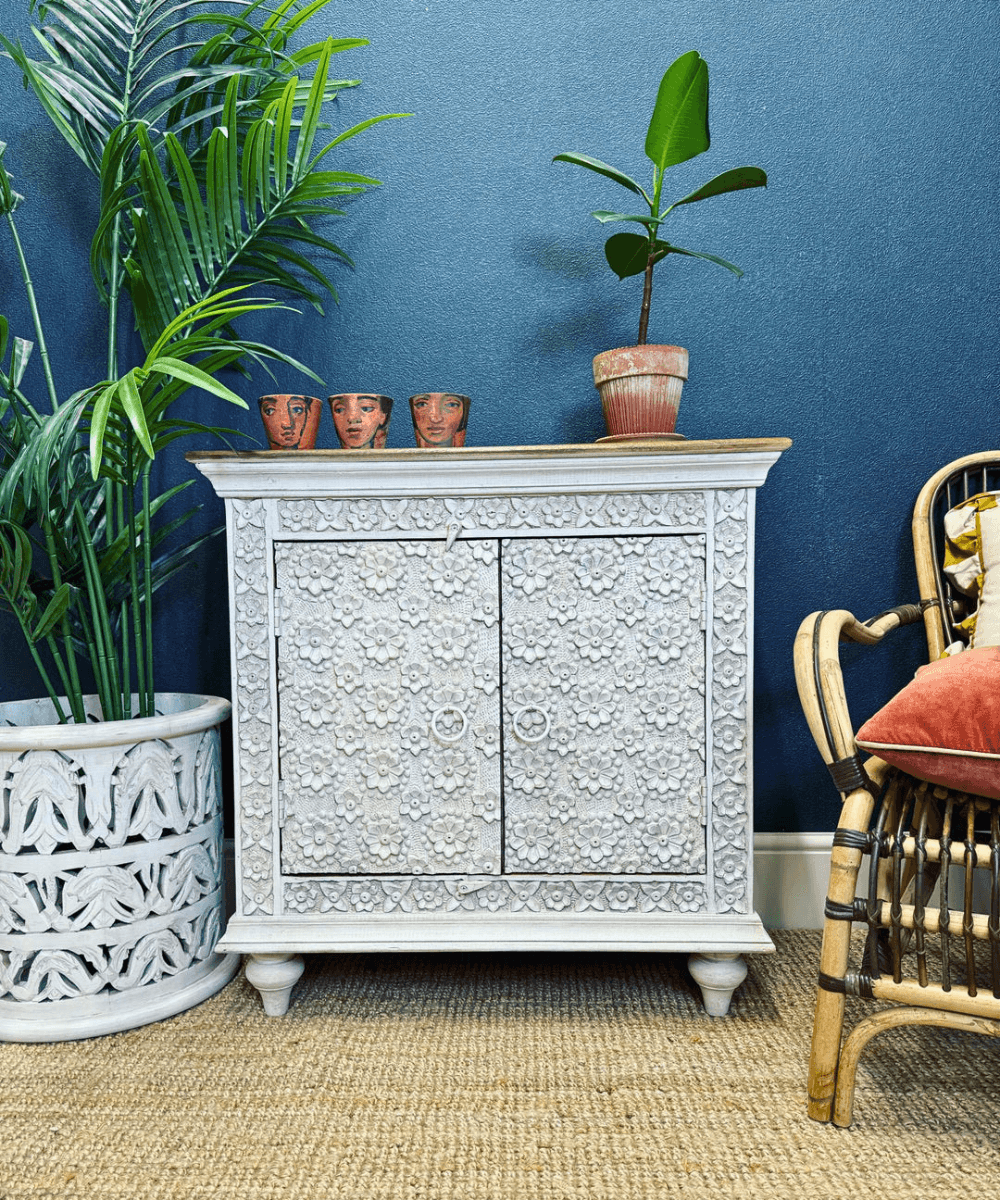 Niktan Export Solid Wood Sideboard Elegant Whitewashed Mango with Carvings Designer - NikTan Export