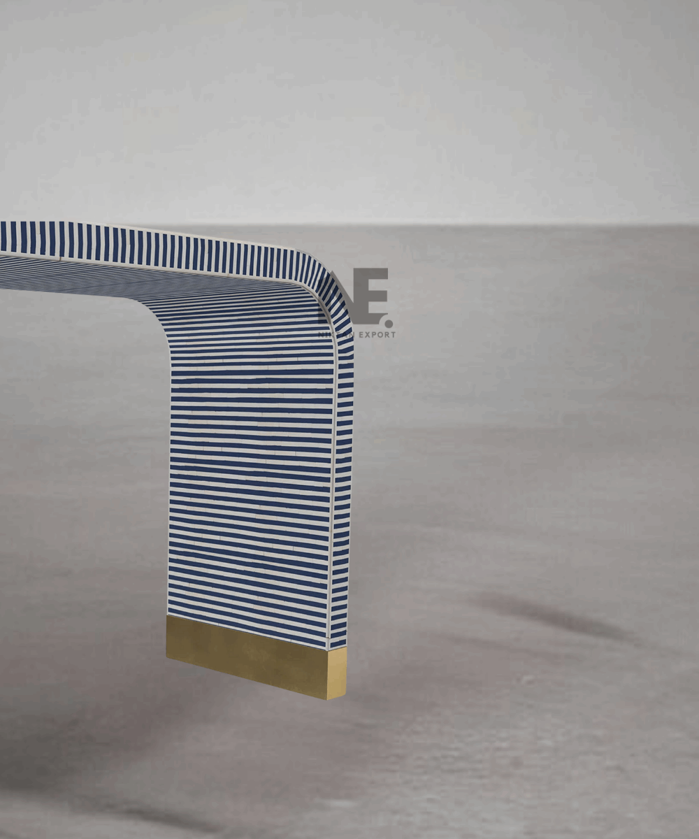 Top surface with intricate blue and white pattern