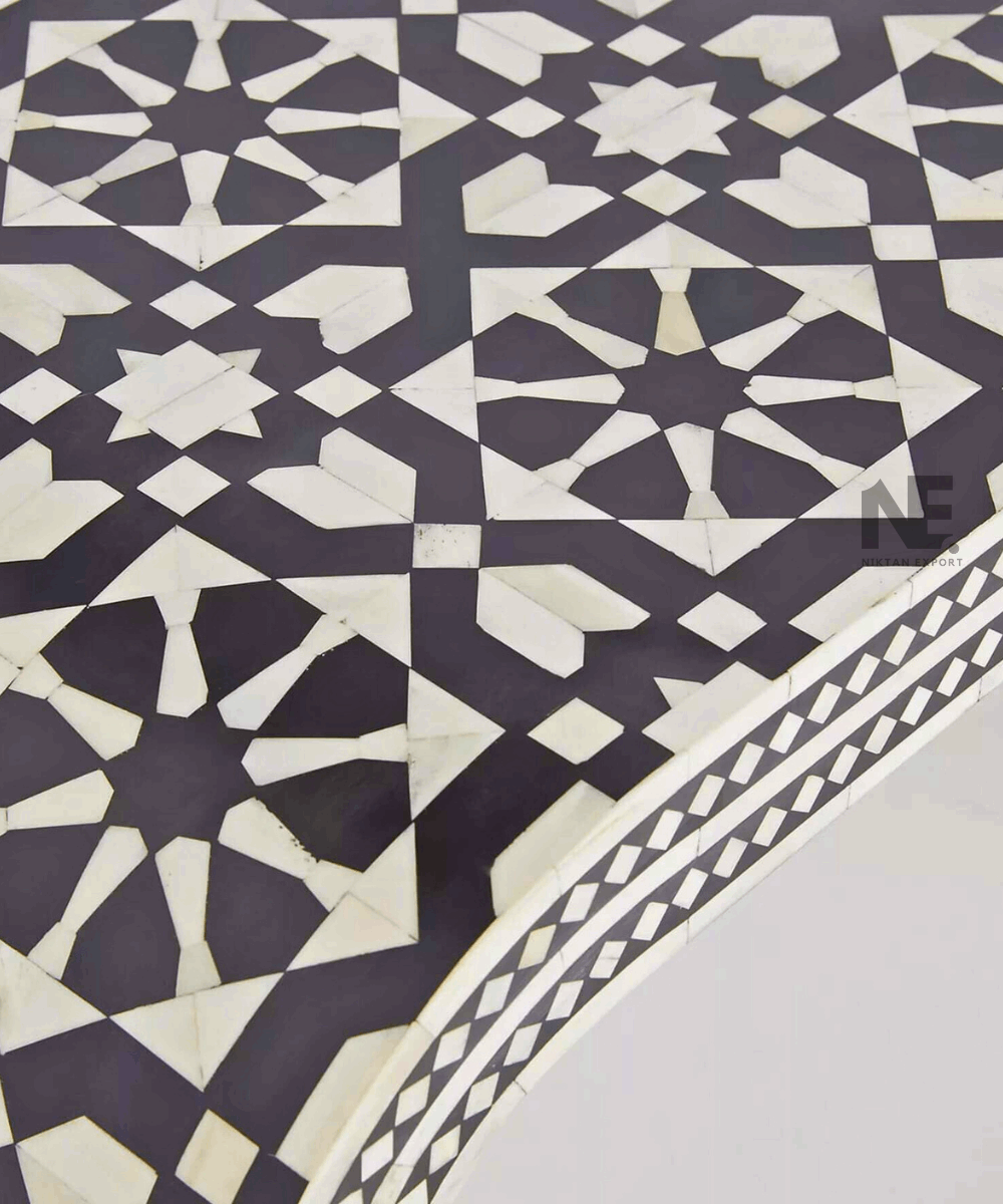 Console Table in Hallway Setup with Mirror