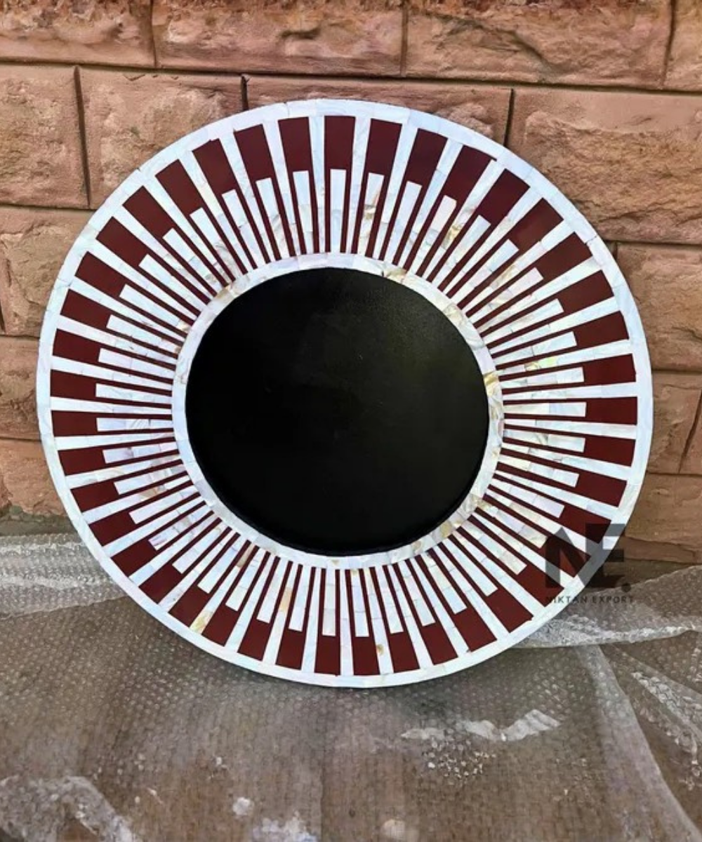 Mother of pearl stripe wall mirror
