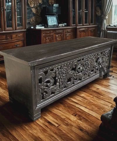 Mango wood trunk with floral carving